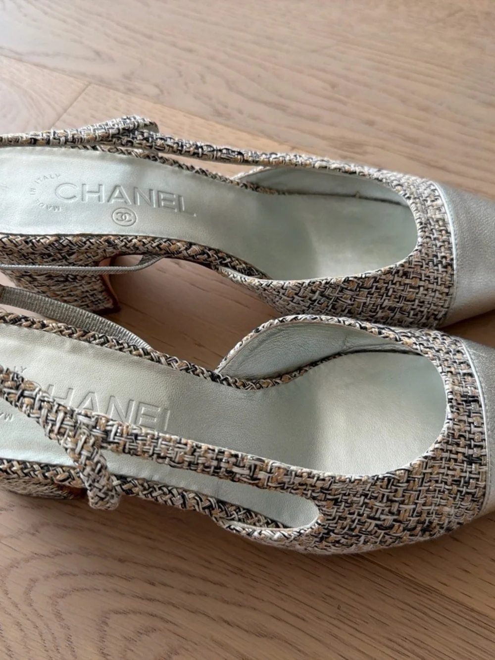 CHANEL Silver Leather & Beige Tweed Slingback Flats